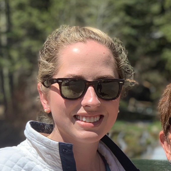 Meet your Posher, Kelsey - Picture 1 of 1